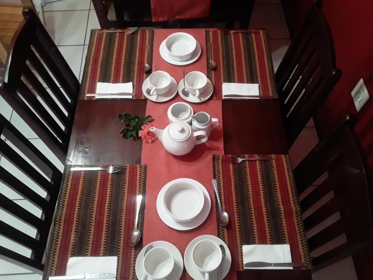 Vuya Nathi Bed And Breakfast 曼齐尼 外观 照片