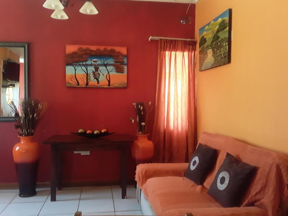 Vuya Nathi Bed And Breakfast 曼齐尼 外观 照片