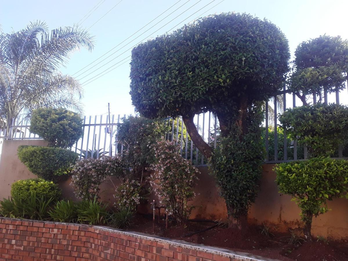 Vuya Nathi Bed And Breakfast 曼齐尼 外观 照片