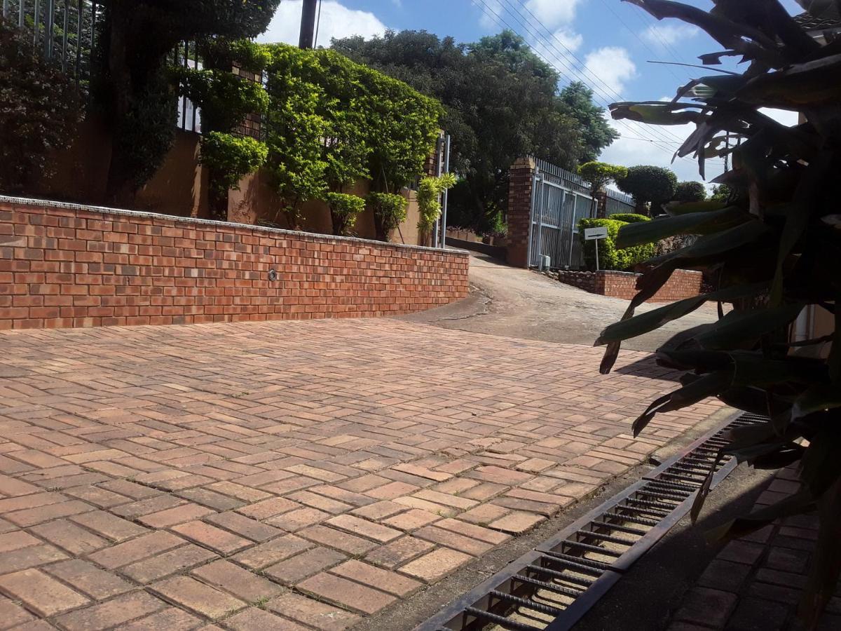 Vuya Nathi Bed And Breakfast 曼齐尼 外观 照片