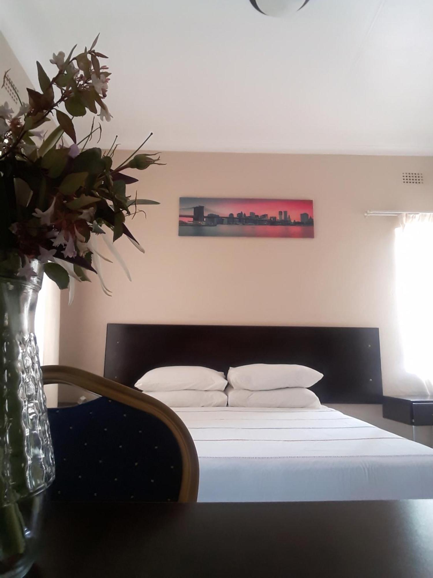 Vuya Nathi Bed And Breakfast 曼齐尼 外观 照片