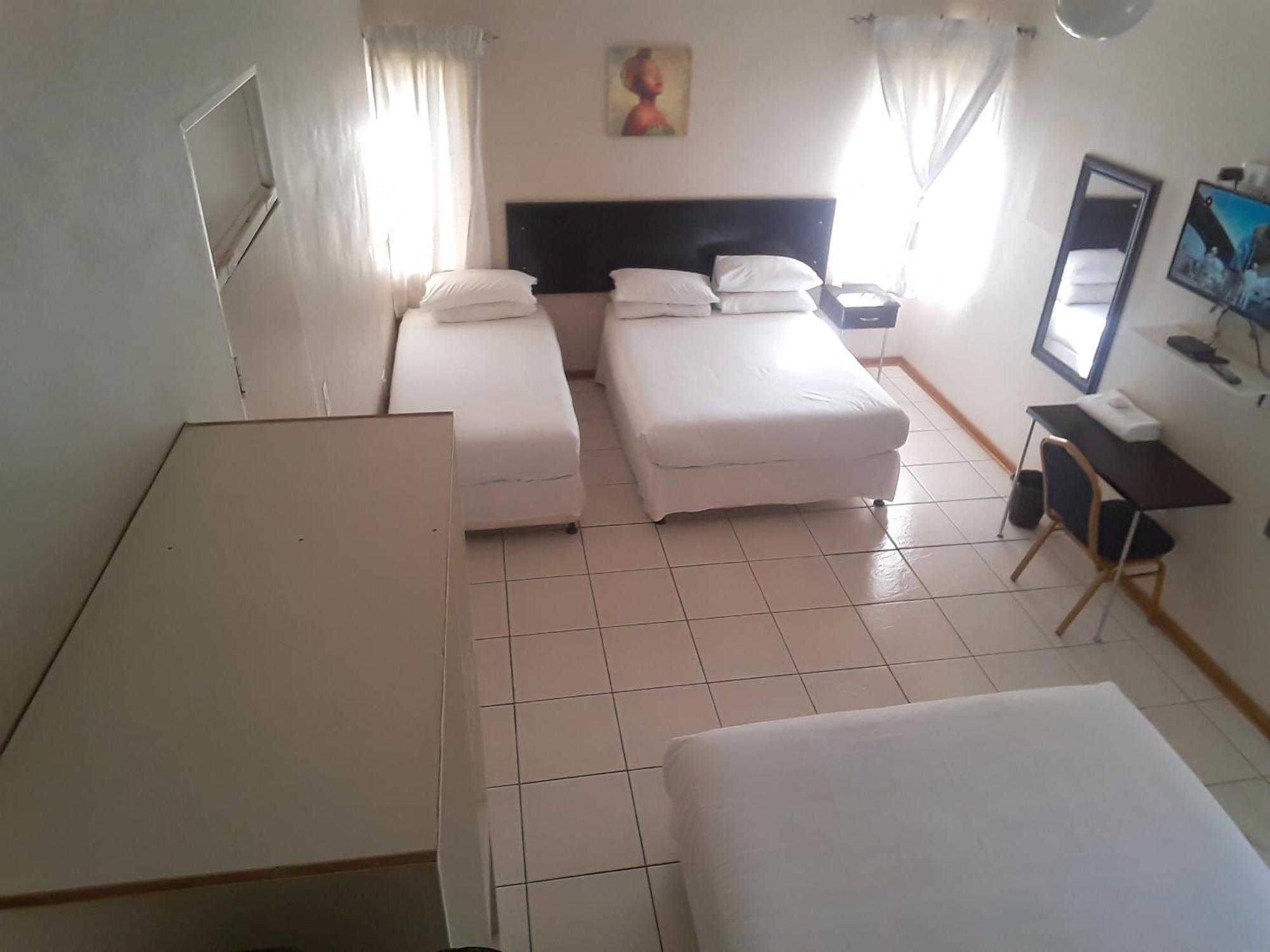 Vuya Nathi Bed And Breakfast 曼齐尼 外观 照片