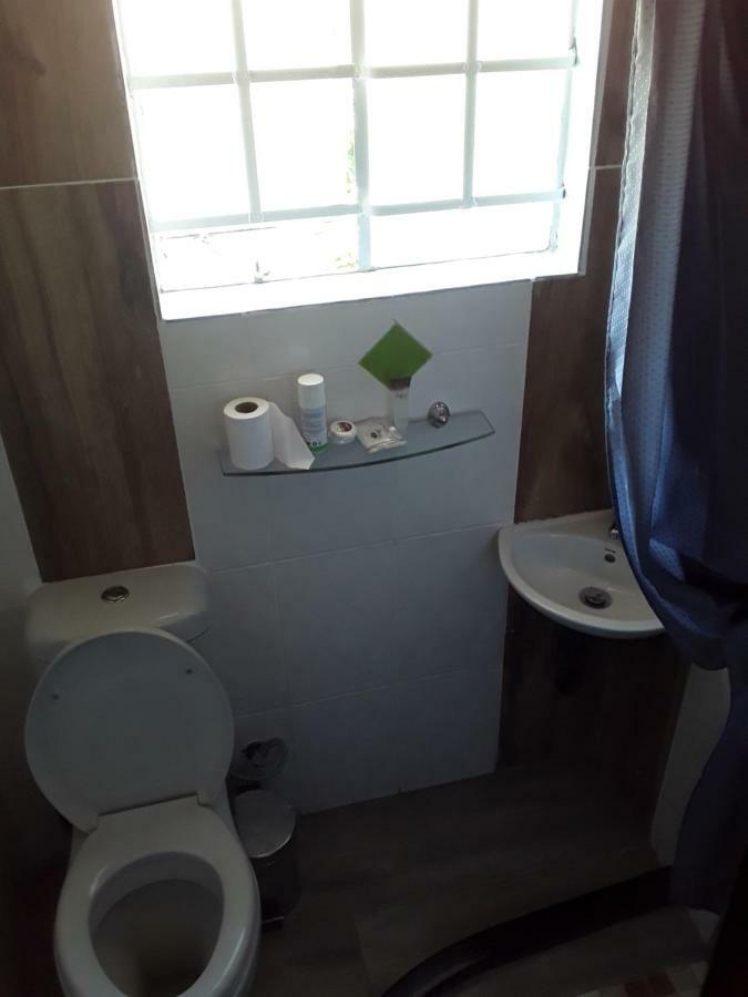 Vuya Nathi Bed And Breakfast 曼齐尼 外观 照片